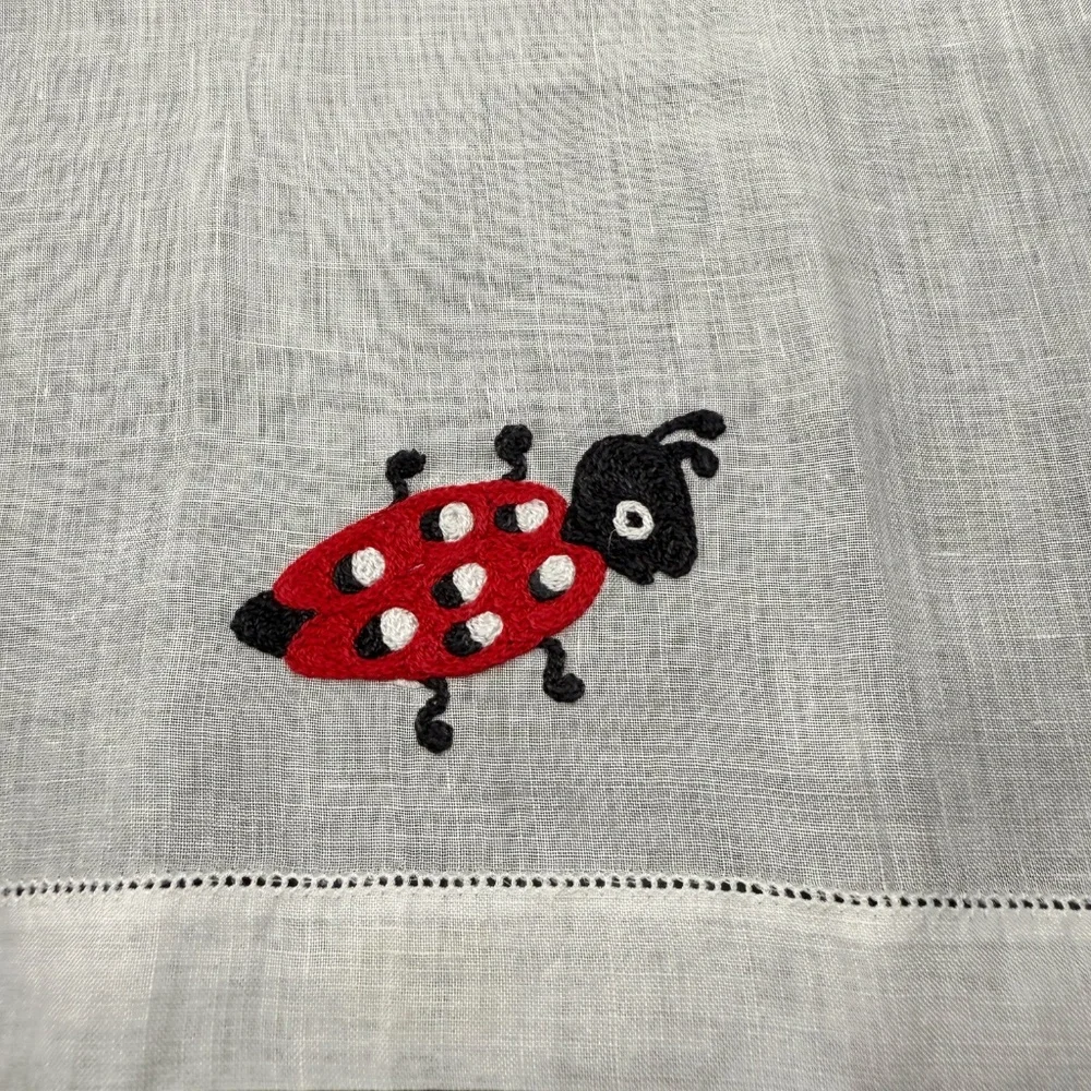 Vintage,Unused White Madeira Linen , Embroidered Ladybug Finger Tip Guest Towel